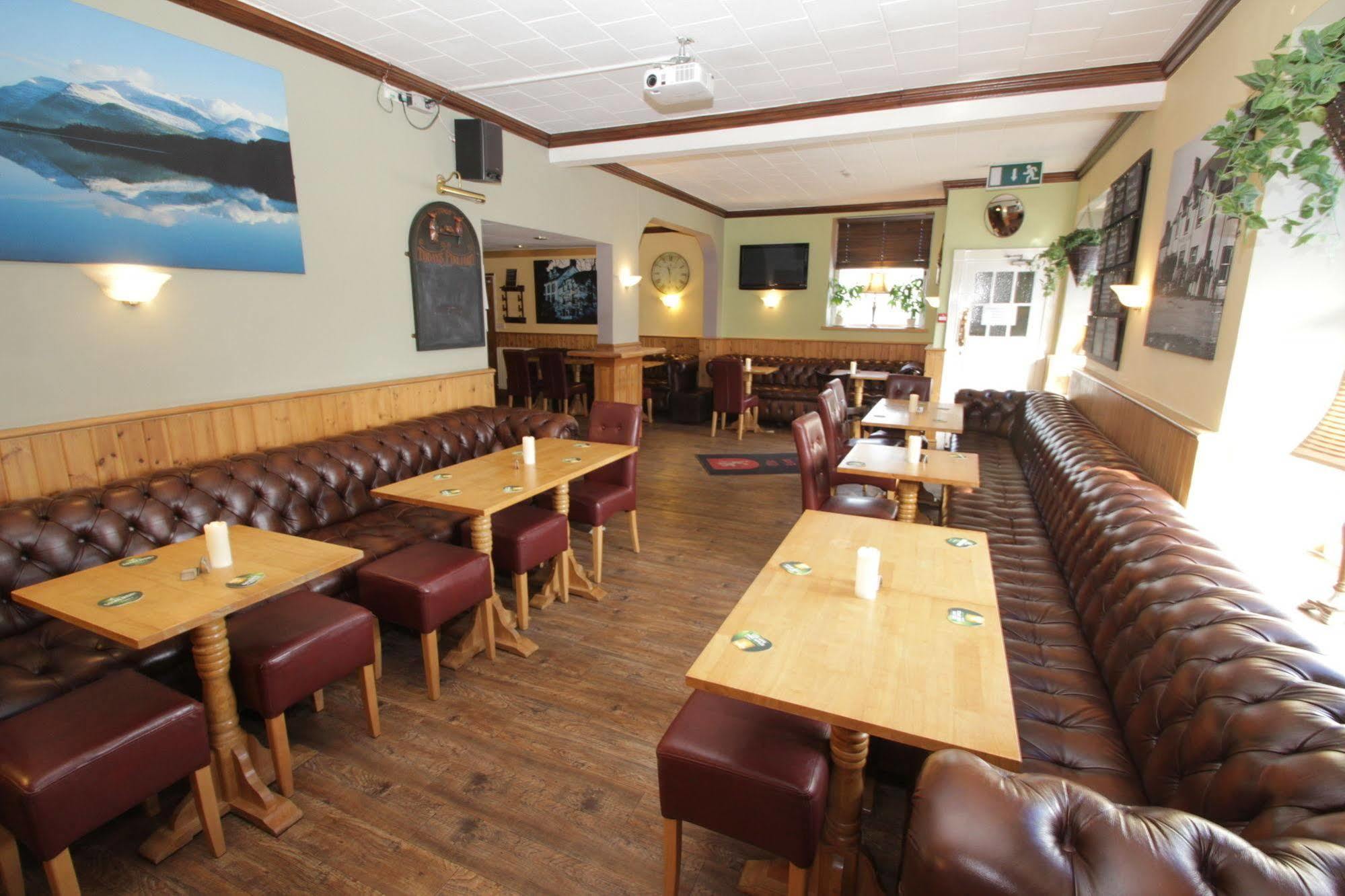 Lion Hotel & Studio Apartments Criccieth Exterior photo